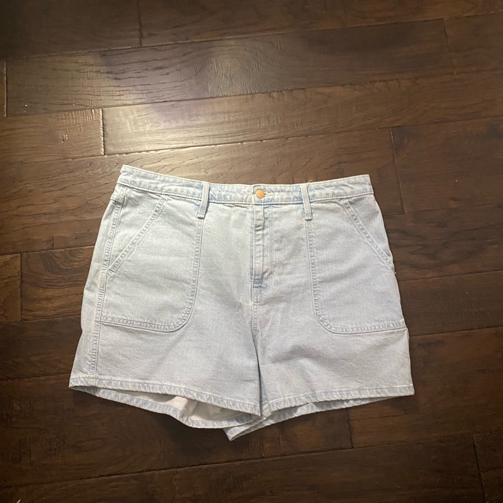 Universal Thread Carpenter Jean Shorts